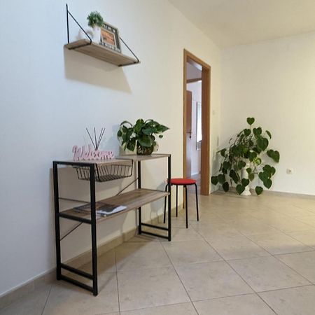 Vesna Rooms Crikvenica Esterno foto
