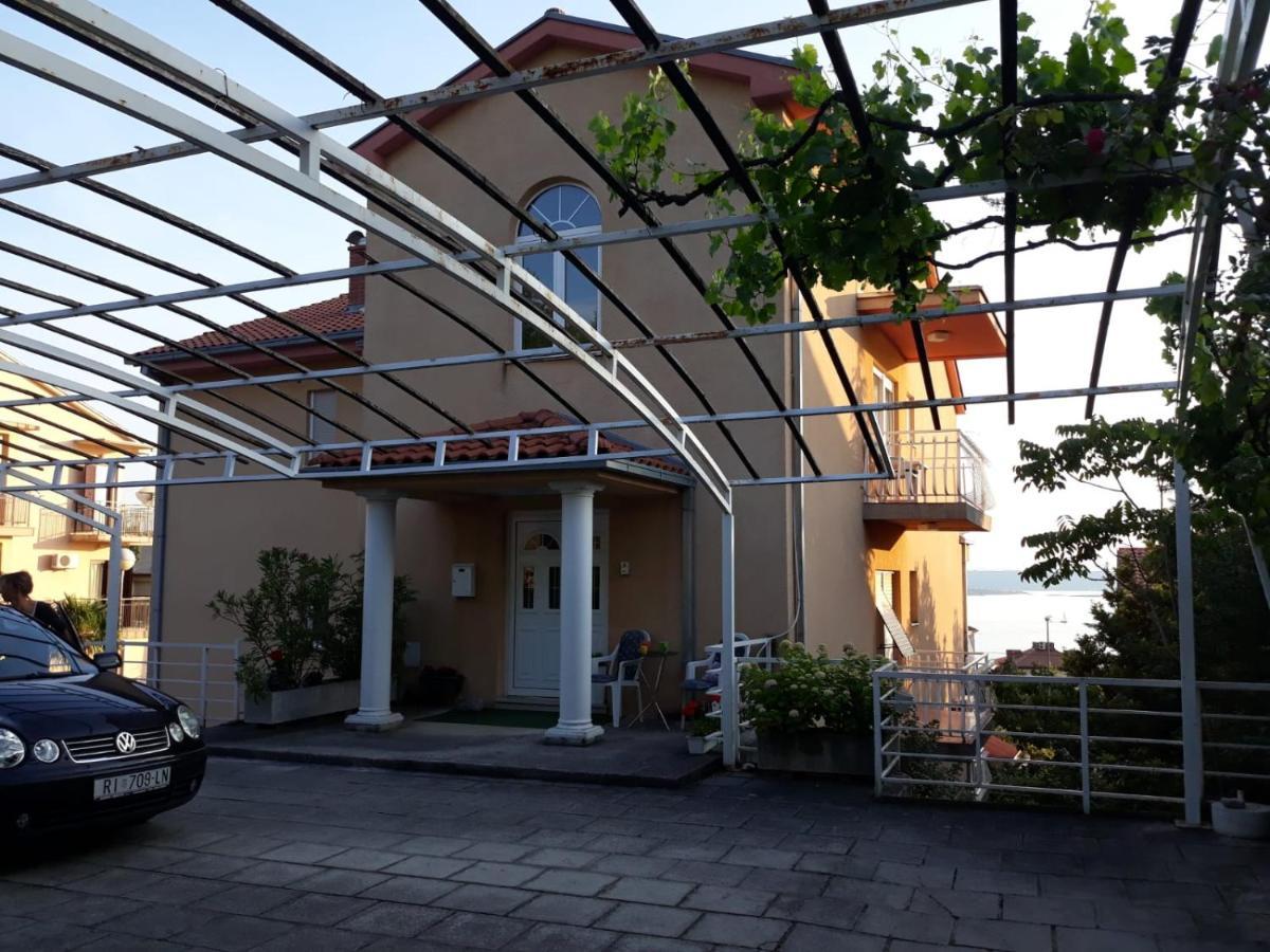 Vesna Rooms Crikvenica Esterno foto